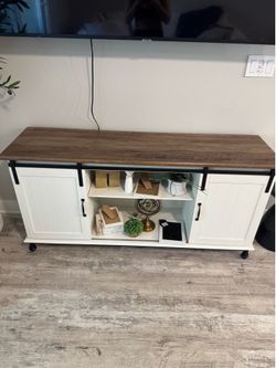 Tv stand