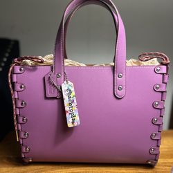 Coachtopia Leather Purse