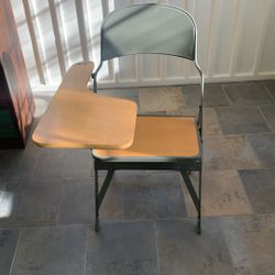 Foldable School Desk