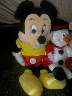 Vintage 1986 MickeyMouse Cassette Player Plush Talking toy