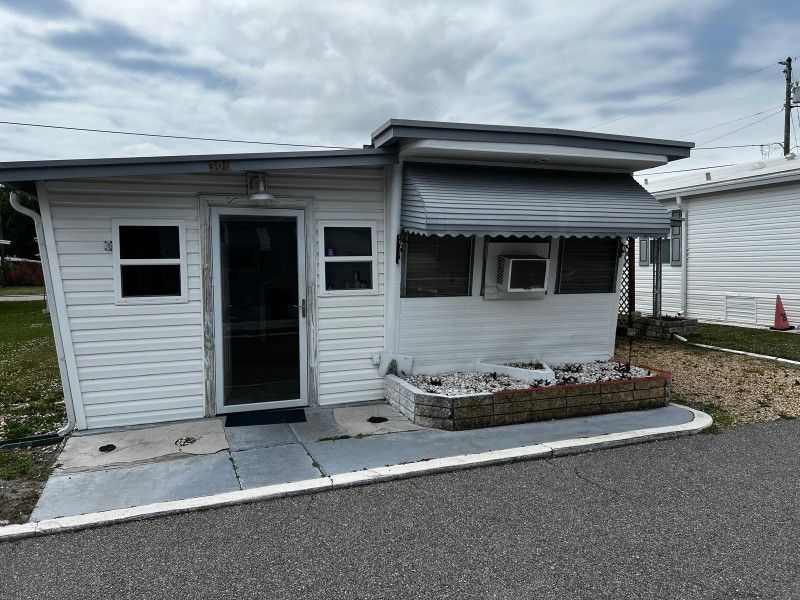 Mobile Home For Sale in 55+ Park
