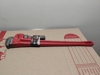 24" Pipe Wrench