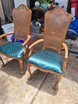 2 Dining Room Chairs
