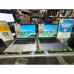 HUGE APPLE SALE!! Apple 13" MacBook Air Retina 3.2 M1 8GB Ram 128GB SSD 2020