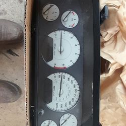 Parts Insterment  Cluster Jeep 04 Grand