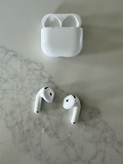 Apple AirPods 4 with Active Noise Cancellation