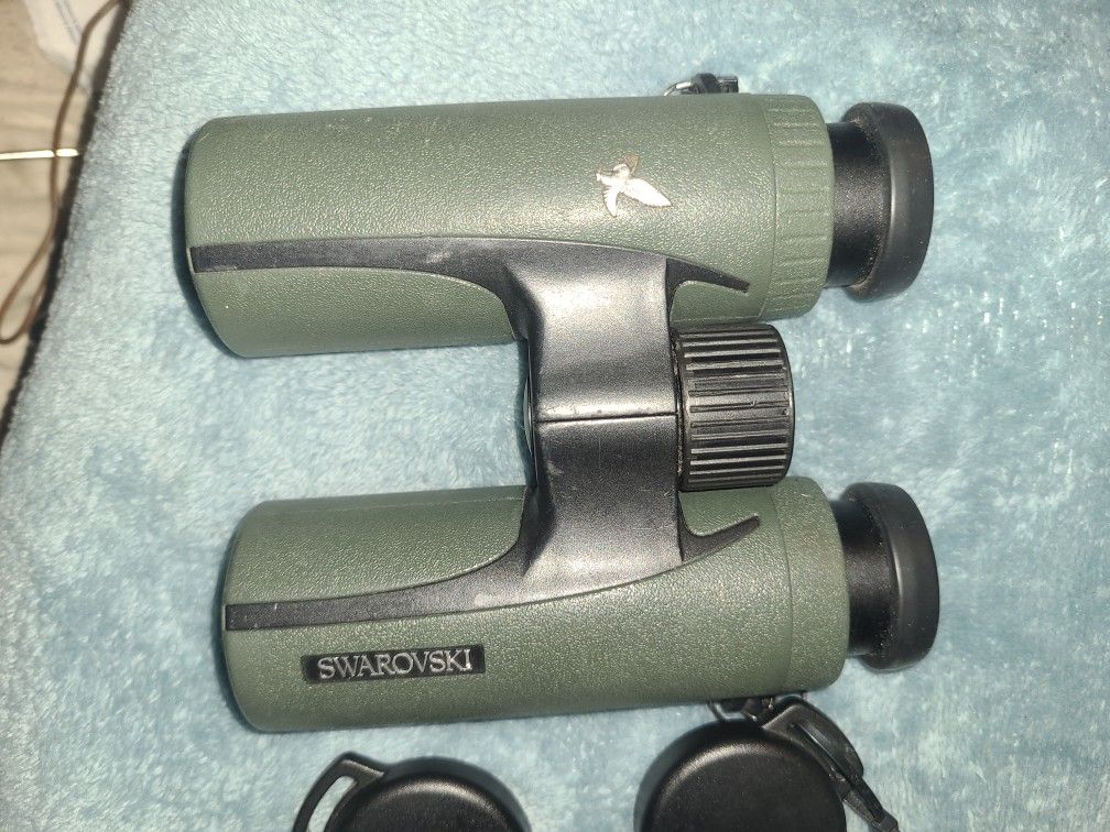 Swarovski Optiks CL 8x30 Binoculars 