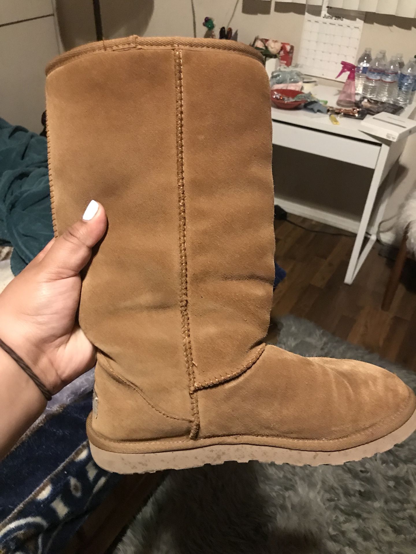 Gucci Ugg Boots for Sale in Los Angeles, CA - OfferUp