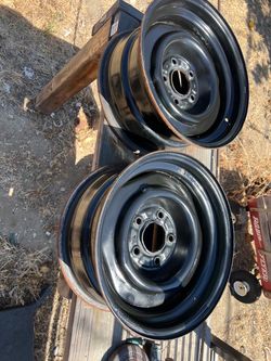 Chevrolet 5x4.75 steel wheels 14x7