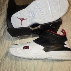 Nuevos Jordan Size 3y De Niño 