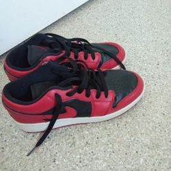 Nike Air Jordan 1 Low Size 6.5y