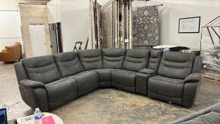 Sectional Sofa - Delivery/Financing Available