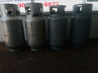 Fork lift gas tank