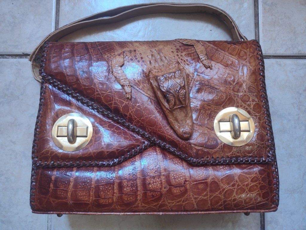 Baby Cayman Alligator Skin Woman's Pocketbook Purse