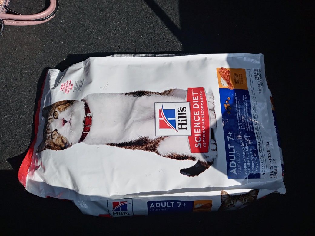 Hills Science Adult Cat Food