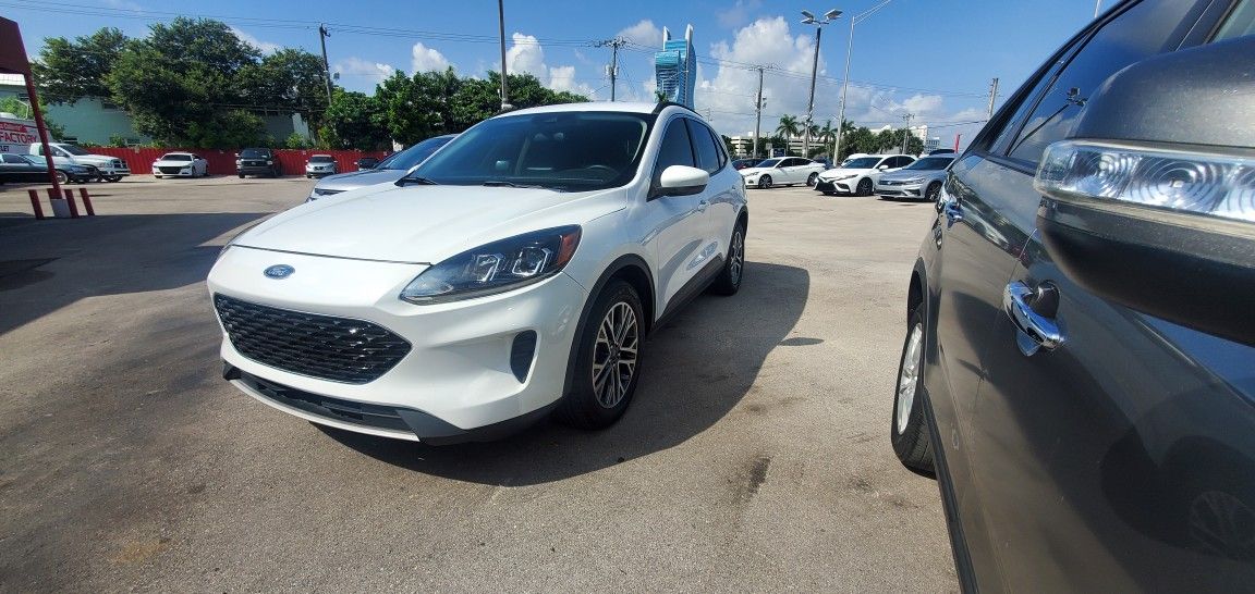 2020 Ford Escape