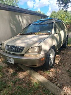 1999 Lexus RX300 For Parts