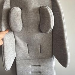 UPPABaby Infant Snugseat Insert Gray - like new
