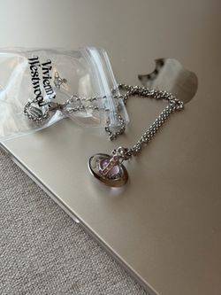 Vivienne Westwood Silver Orb Pendant Necklace excellent