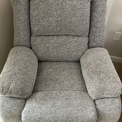 Recliner - Light gray - Like new