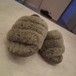 Slippers