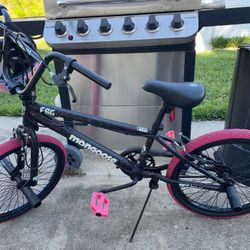 Girls Bike With Helmet 