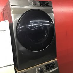 New Scratch And Dent Samsung Front Load Washer And Dryer Set. 1 year Warranty 