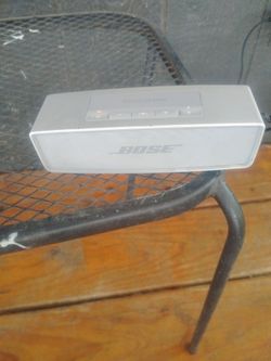 Mini Bose Bluetooth speaker