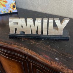 Family Sign - House Decor
