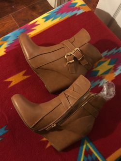 Wedge ankle Boots 8