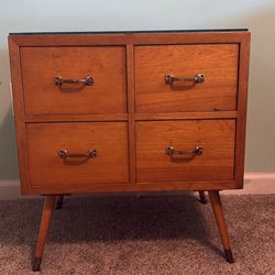 Beautiful Vintage Mid-Century Modern Bedside Table