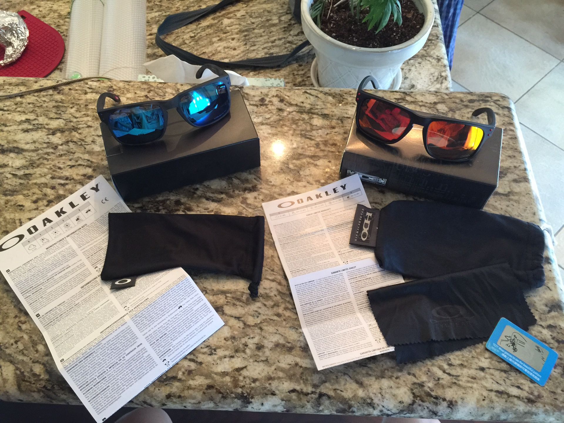 Real Oakley vs Fake Oakley Holbrooks