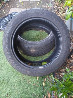 2 Goodyear Fortera SL Edition 305/45R22 Tire