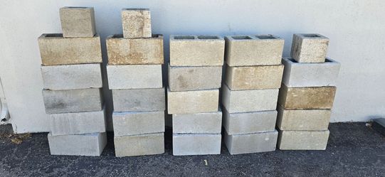 Concrete blocks  8-in W x 8-in H x 16-in L Cored Concrete Block 25 blocks 3 small blocks