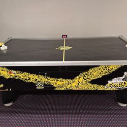 Dynamo 7’ Air Hockey Table