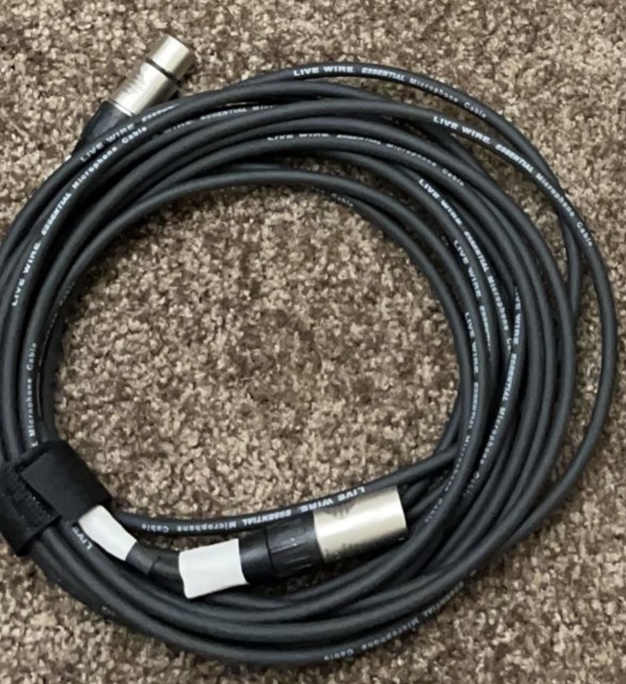 Livewire Essential XLR Microphone Cable 25 ft. Black