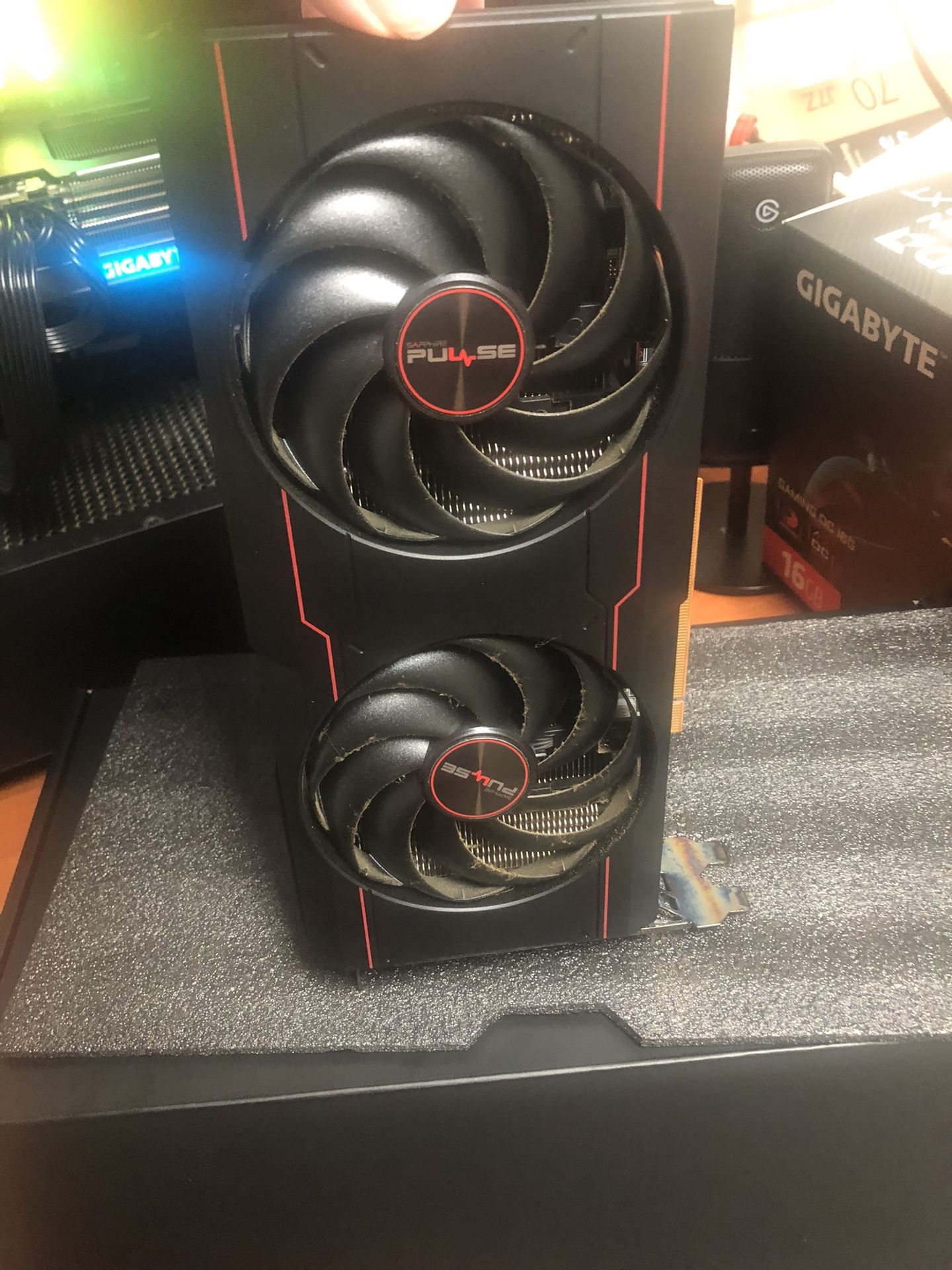 Graphics Card AMD RX 6600 XT