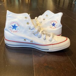 BRAND NEW Converse