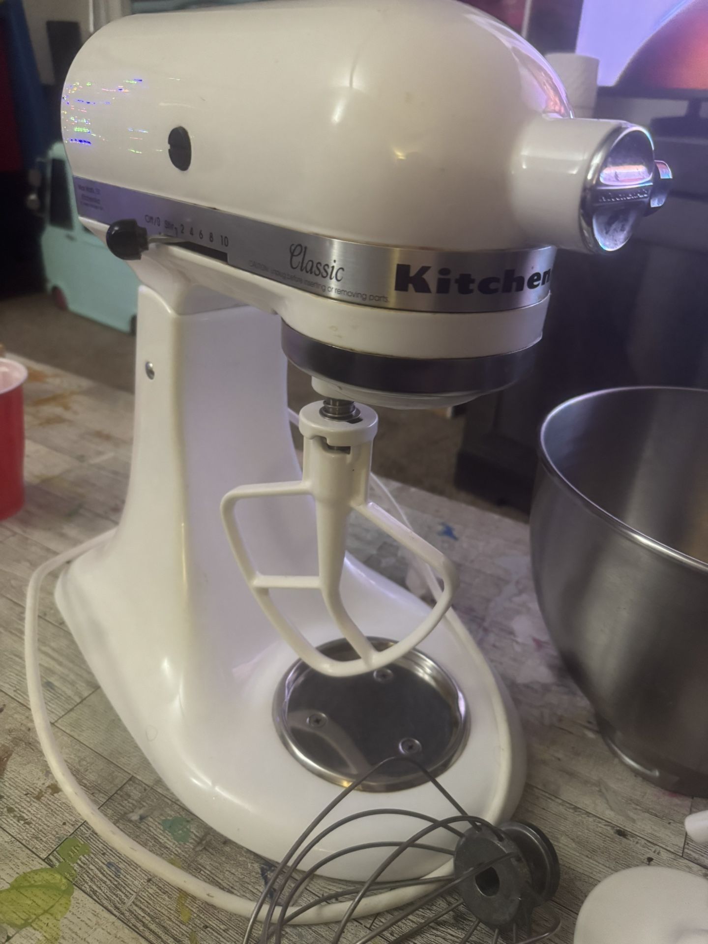 Kitchenaid Tilt Stand Mixer With Lots Of Attachments
