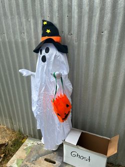 Decoration Ghost lights up