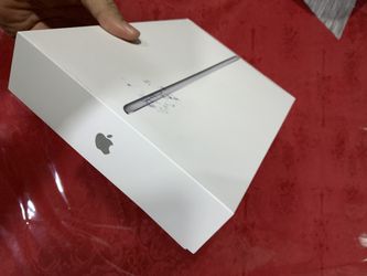 iPad 6 th generation box