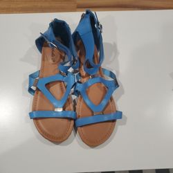 Women's sandals Size 6  1/2