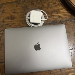Apple MacBook Air 13in 2020 With Charging Cord