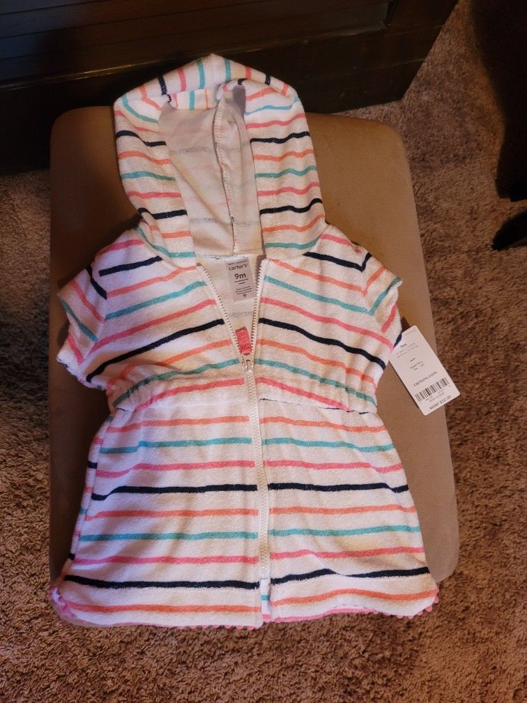 9 Month Carters Outfit -New Still Has Tag