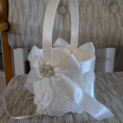 Free Flower Girl Basket With White Satin, Lace, Ribbons 