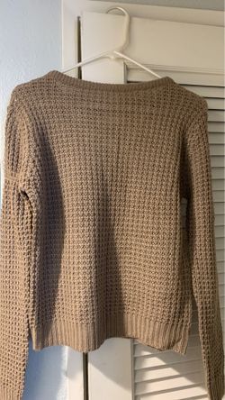 Women’s tan knitted sweater