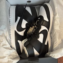 NIKE x AMBUSH DUNK HI PANDAS