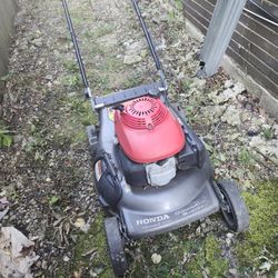 Honda Mower Very Good Condition