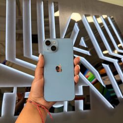 iPhone 14 BLUE 128 GB UNLOCKED