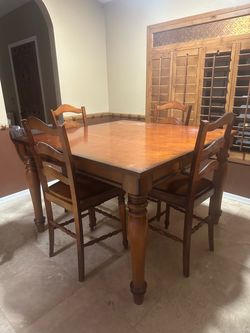 Wood Counter-Height Dining w/8 chairs Table with 4 Chairs